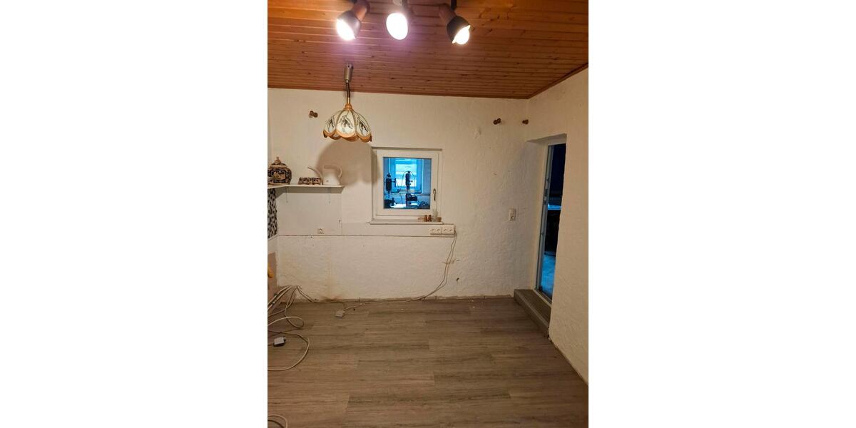 Etagenwohnung Wilhelmsthal - 3 Zimmer, 87 m&sup2;, 800&euro; | Angebot:25711925