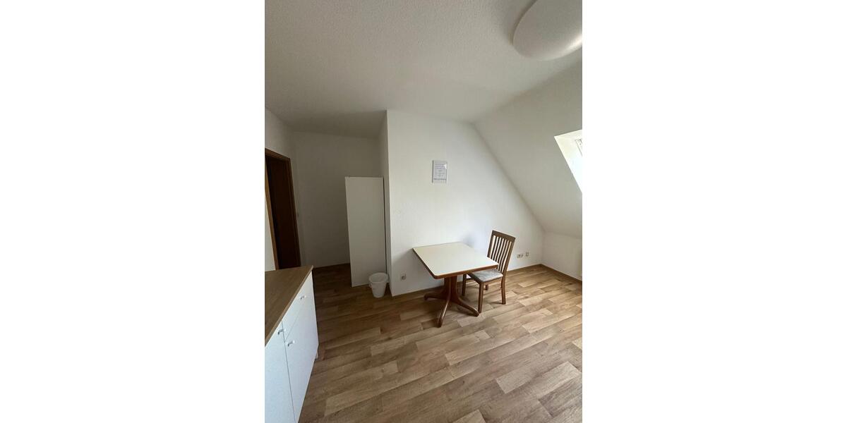 Wohnen auf Zeit Otter - 10 Zimmer, 22 m&sup2;, 22&euro; | Angebot:26214710