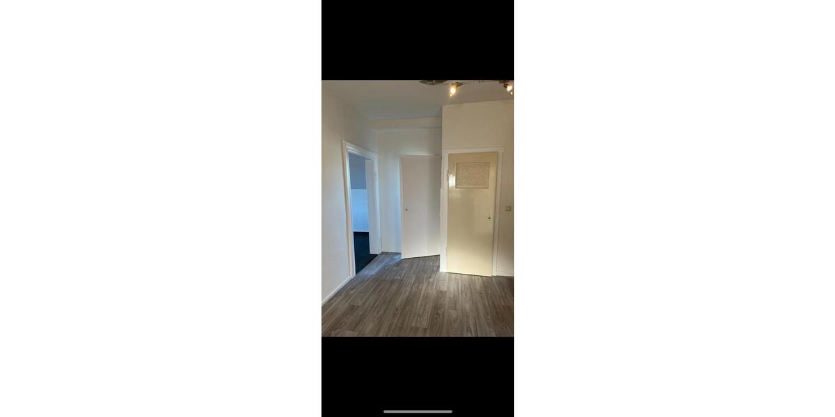 Dachgeschoßwohnung Alfeld (Leine) - 4 Zimmer, 90 m&sup2;, 630&euro; | Angebot:25049590