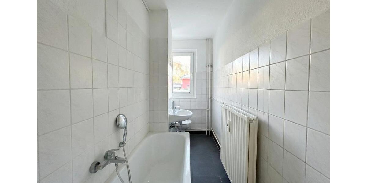 Erdgeschoßwohnung Neubrandenburg Datzeberg - 2 Zimmer, 51 m&sup2;, 360&euro; | Angebot:24678084