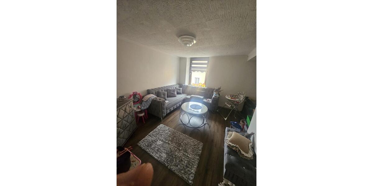 Dachgeschoßwohnung Sulzbach (Saar) - 1 Zimmer, 100 m&sup2;, 750&euro; | Angebot:26232576