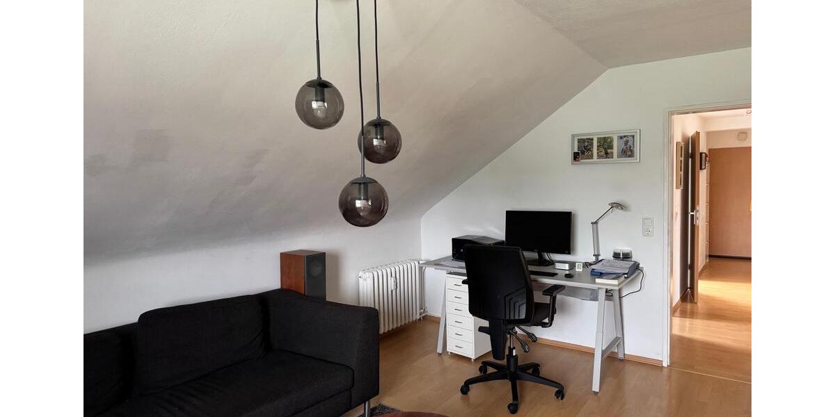 Dachgeschoßwohnung Würzburg Steinbachtal - 3 Zimmer, 75 m&sup2;, 830&euro; | Angebot:25332242