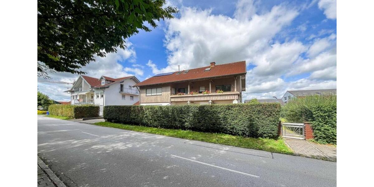 Dachgeschoßwohnung Garching an der Alz - 3.5 Zimmer, 88 m&sup2;, 800&euro; | Angebot:26375361