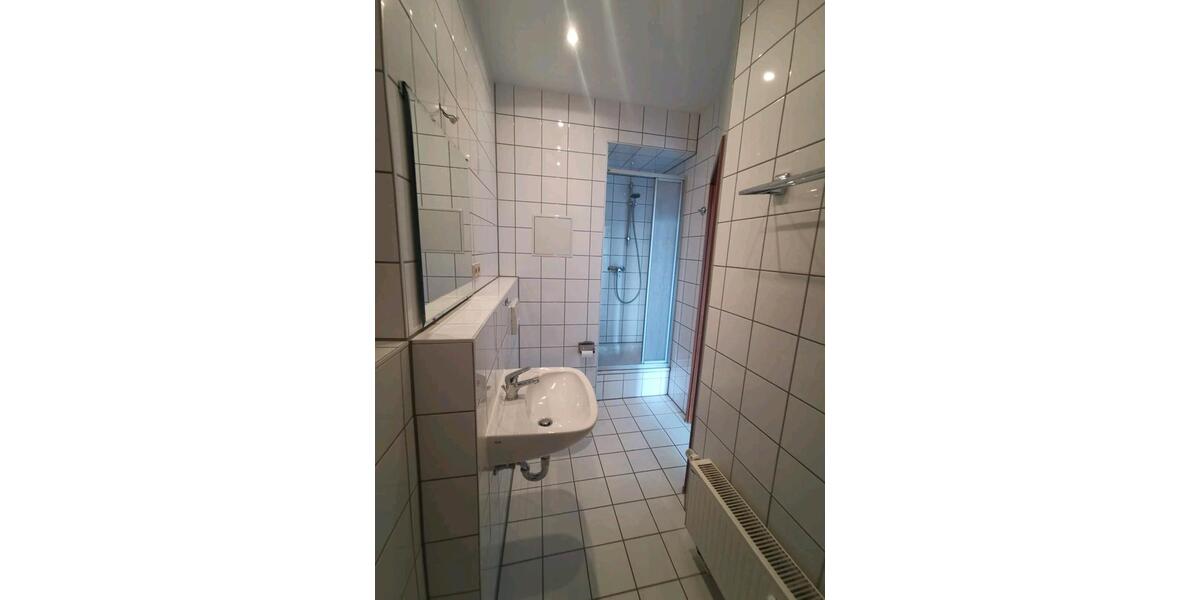 Wohnen auf Zeit Halle (Saale) Damaschkestraße - 3 Zimmer, 63 m&sup2;, 250&euro; | Angebot:26636196