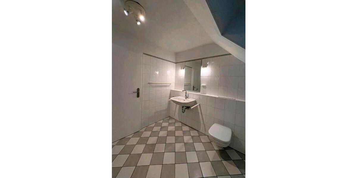 Etagenwohnung Jembke - 2 Zimmer, 105 m&sup2;, 1.050&euro; | Angebot:26038864