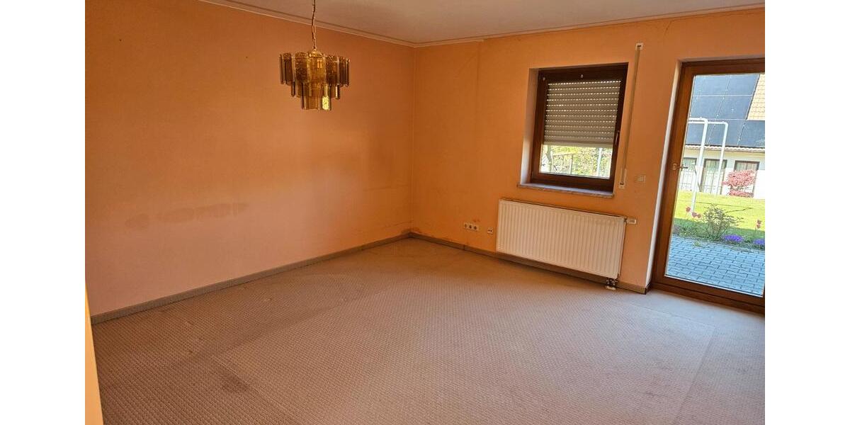Einfamilienhaus Mülsen - 3 Zimmer, 103 m&sup2;, 1.000&euro; | Angebot:26665535