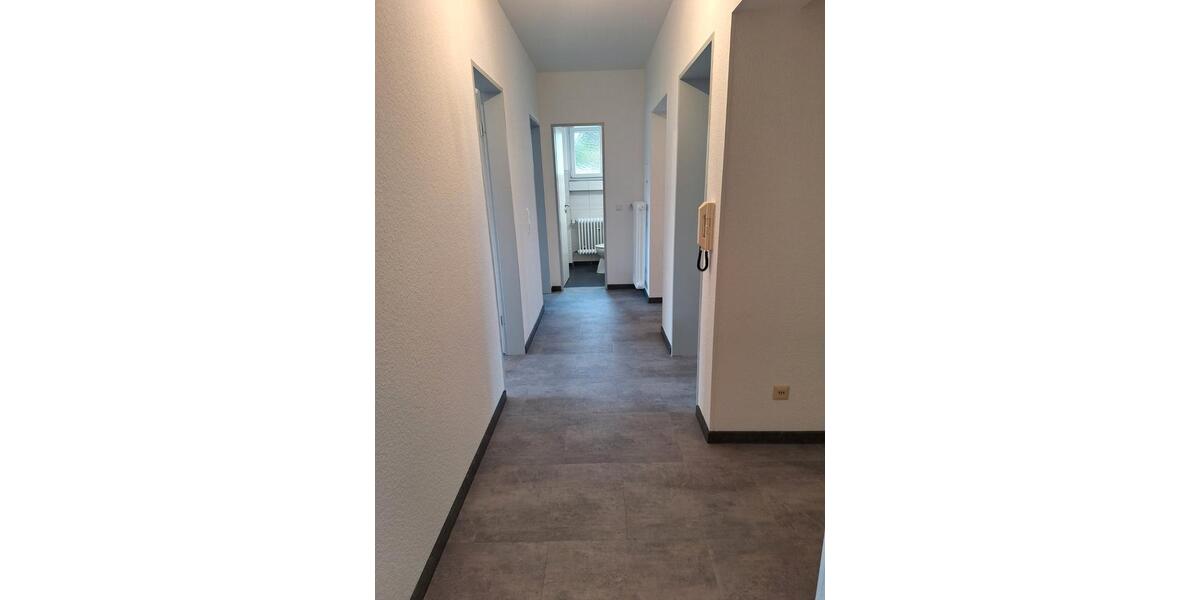 Etagenwohnung Hermeskeil - 4 Zimmer, 85 m&sup2;, 800&euro; | Angebot:26101532