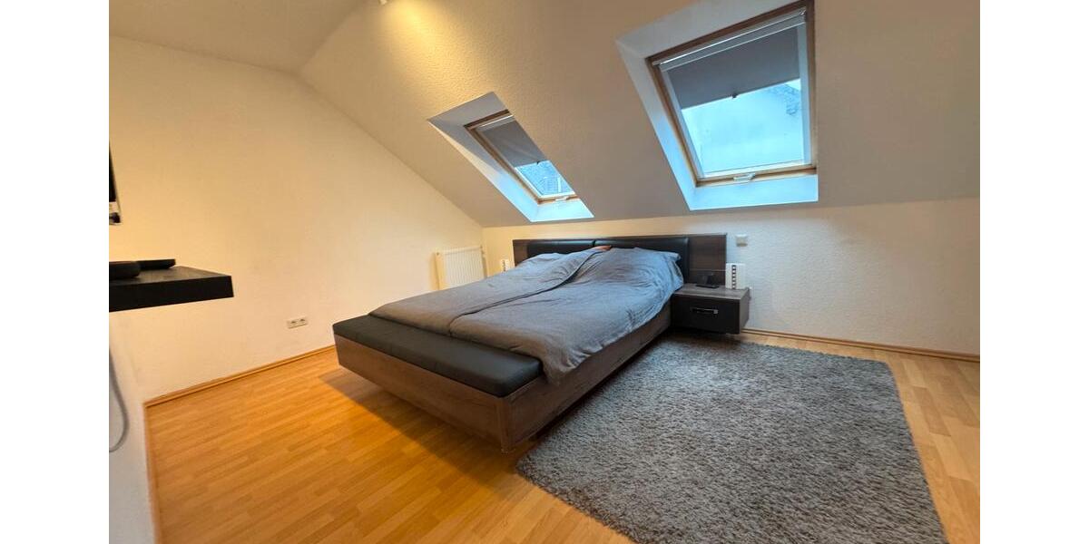 *Helle 2-Zimmer-Wohnung mit Balkon in Leichlingen* 3 zimmer