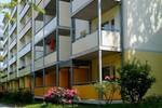 2-Raum-Wohnung mit lichtdurchflutetem 30 m² WohnZimmer, Balkon und EBK!