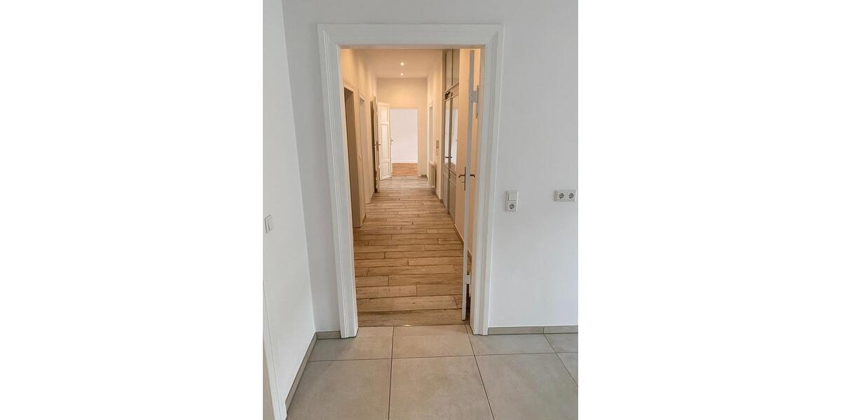 Etagenwohnung Görlitz - 5 Zimmer, 140 m&sup2;, 1.106&euro; | Angebot:26336151