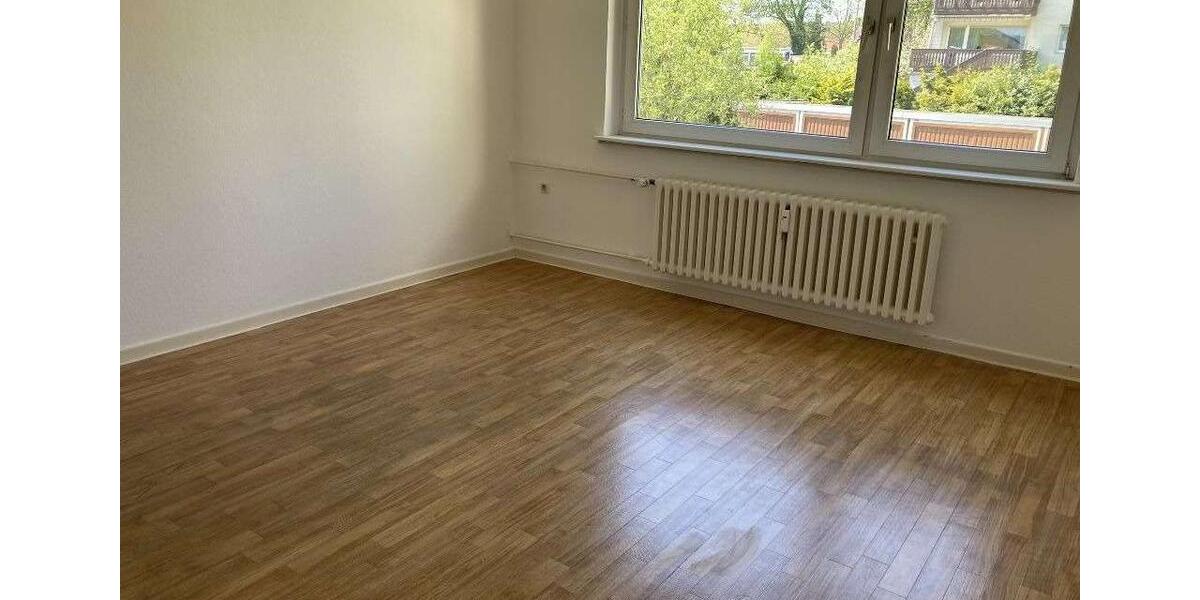 Etagenwohnung Kassel Fasanenhof - 4 Zimmer, 94 m&sup2;, 700&euro; | Angebot:26632896