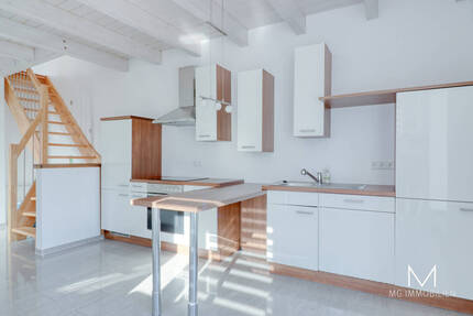 Haus Waldmohr - 3 Zimmer, 130 m&sup2;, 1.250&euro; | Angebot:25984711