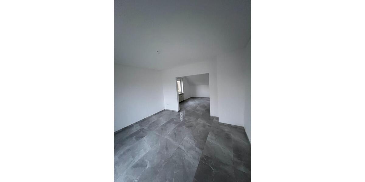 Dachgeschoßwohnung Bad Oeynhausen Dehme - 3 Zimmer, 75 m&sup2;, 1.100&euro; | Angebot:25949038