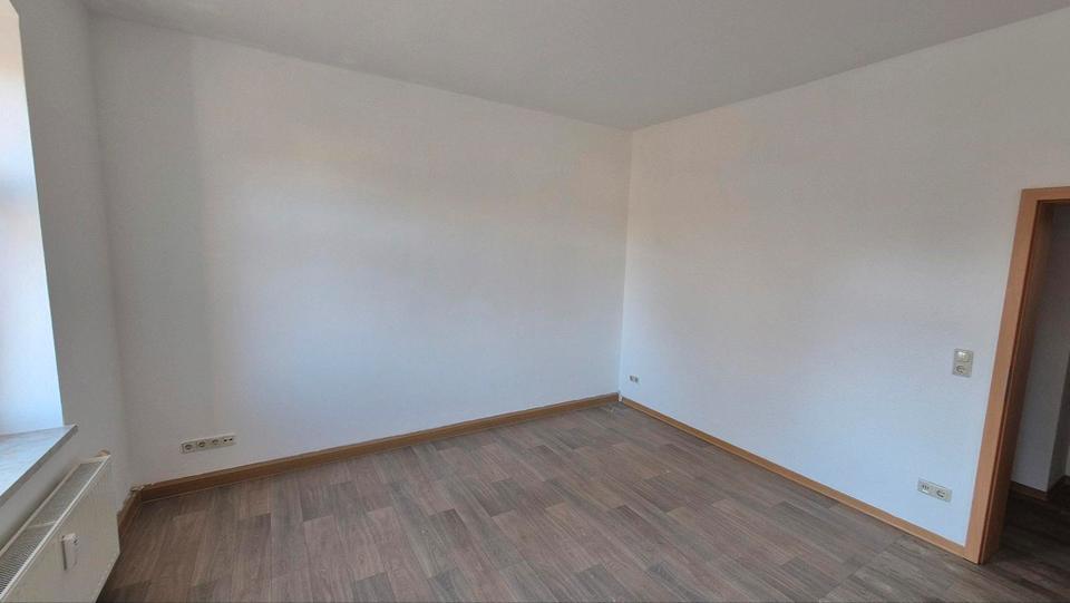Erdgeschoßwohnung Waldheim - 1 Zimmer, 36 m&sup2;, 288&euro; | Angebot:26002305