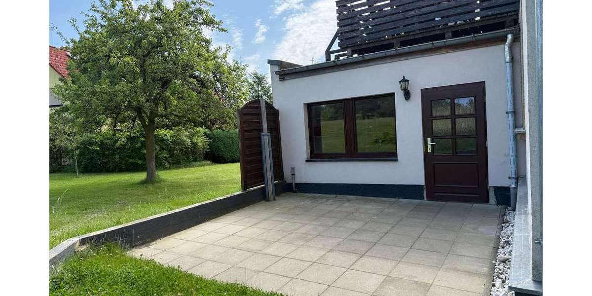 Etagenwohnung Dresden Wilschdorf - 3 Zimmer, 92 m&sup2;, 920&euro; | Angebot:26770223
