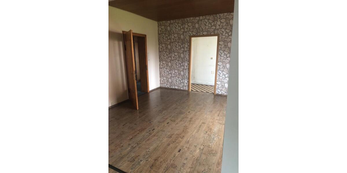 Sonnige 2,5 Zimmer Wohnung in Quierschied zu vermieten 2 zimmer