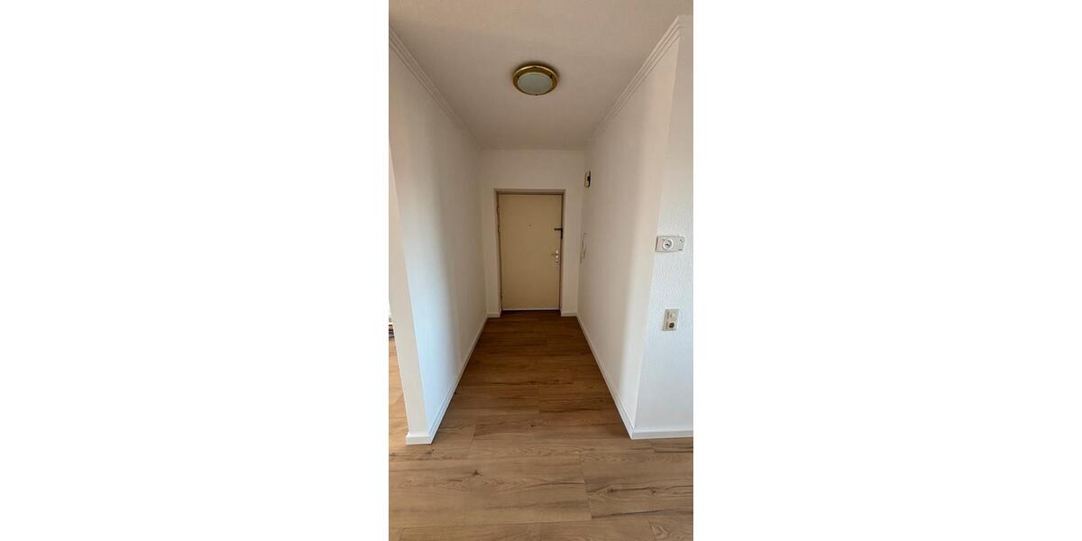Etagenwohnung Schwalbach - 3 Zimmer, 96 m&sup2;, 860&euro; | Angebot:25883544
