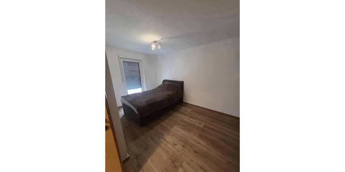 Erdgeschoßwohnung Bad Bergzabern - 3 Zimmer, 81 m&sup2;, 1.050&euro; | Angebot:26045214
