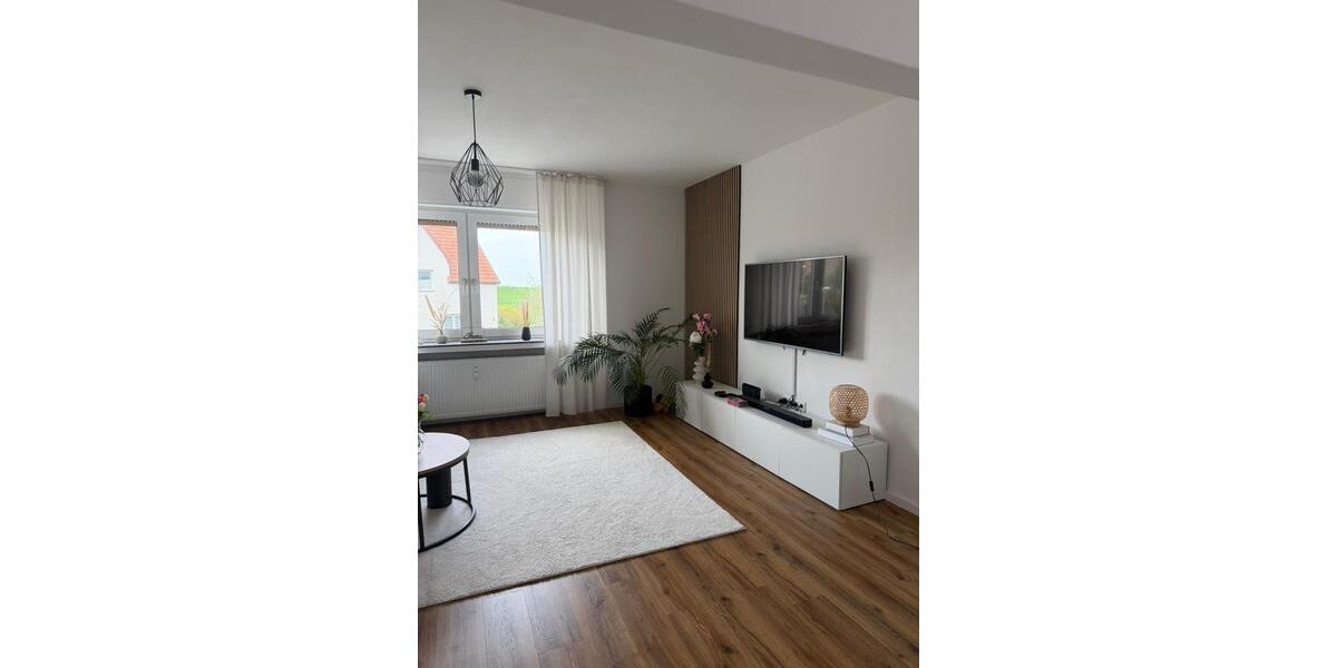 Etagenwohnung Oerlinghausen - 2 Zimmer, 80 m&sup2;, 900&euro; | Angebot:26603570