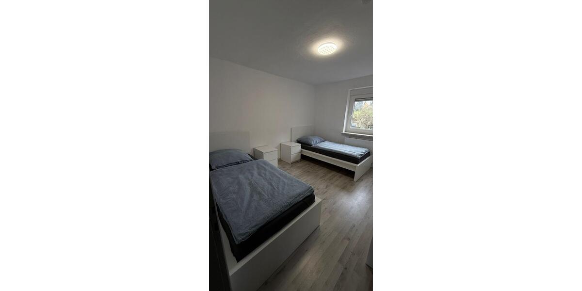 Wohnen auf Zeit Helmbrechts - 3 Zimmer, 100 m&sup2;, 25&euro; | Angebot:23566853