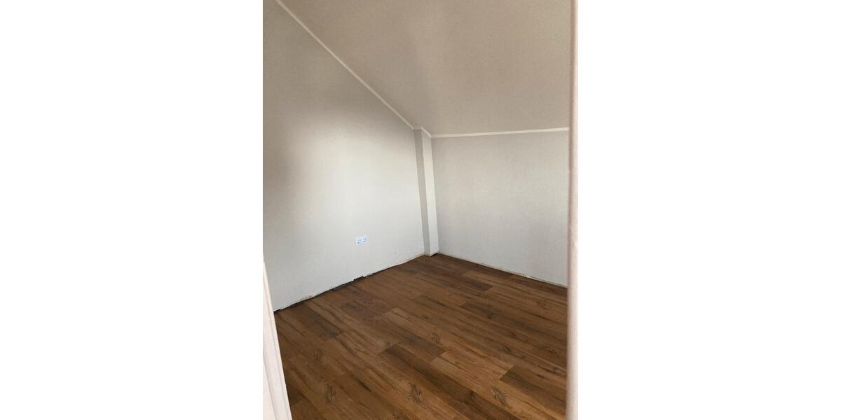 Etagenwohnung Ovelgönne - 3.5 Zimmer, 79 m&sup2;, 650&euro; | Angebot:25988524
