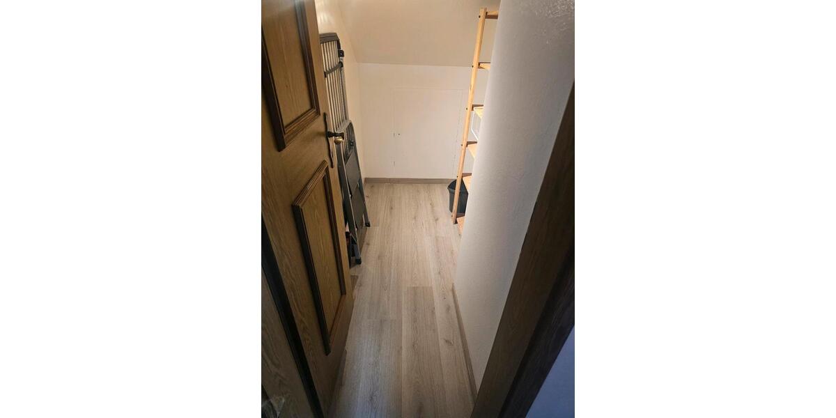 Dachgeschoßwohnung Versmold - 1 Zimmer, 60 m&sup2;, 500&euro; | Angebot:26567435