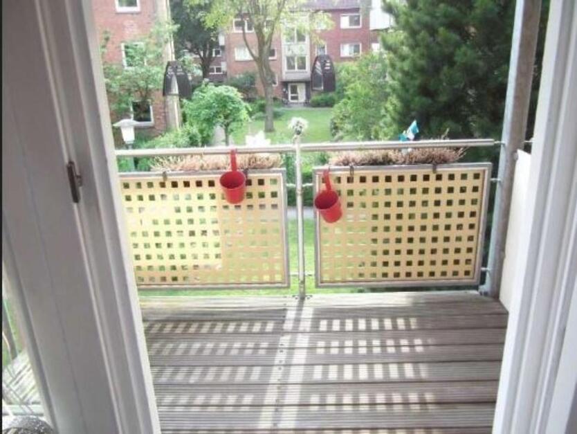 2,5-Zimmer Wohnung m. südwest Balkon, ruhig, hell (möbliert) zimmer