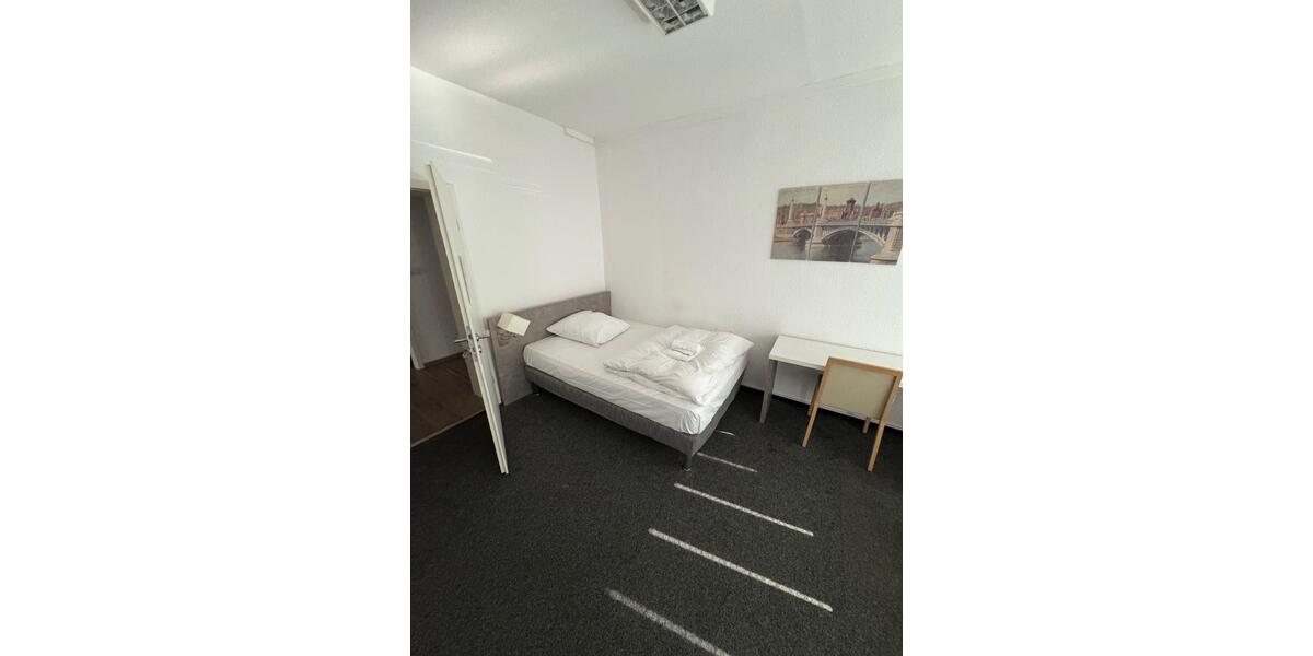 Wohnen auf Zeit Fulda Kohlhaus - 30 Zimmer, 18 m&sup2;, 22&euro; | Angebot:24617200