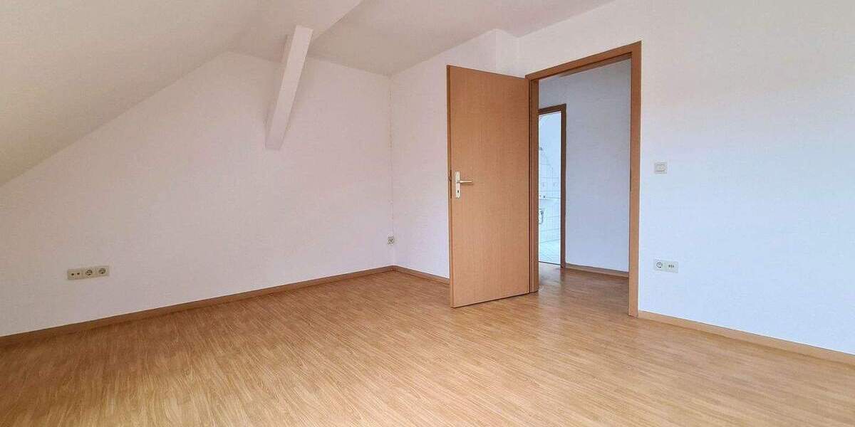 Etagenwohnung Köthen - 2 Zimmer, 40 m&sup2;, 245&euro; | Angebot:24807047