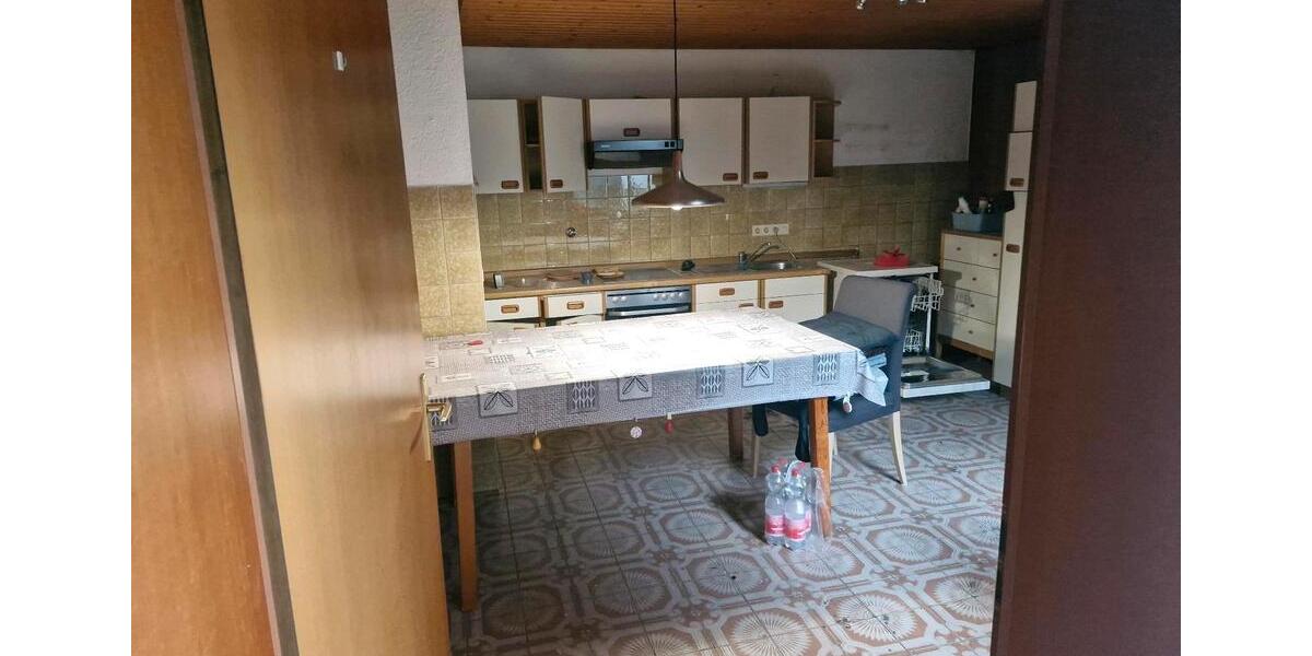 Einfamilienhaus Hallstadt - 11 Zimmer, 450 m&sup2;, 2.000&euro; | Angebot:21621278