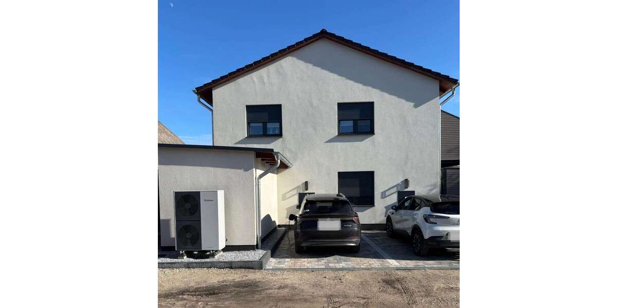 Etagenwohnung Golzow - 4 Zimmer, 96 m&sup2;, 1.400&euro; | Angebot:25349435