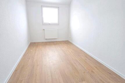 Wohnung Garbsen - 4 Zimmer, 103 m&sup2;, 1.060&euro; | Angebot:25271073