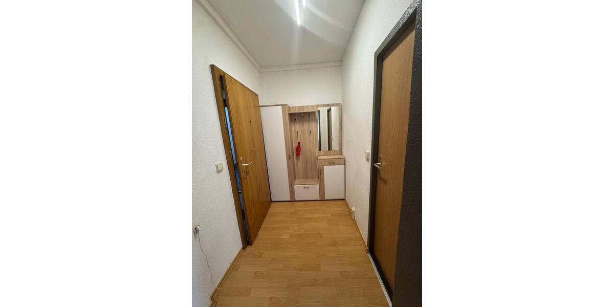 Etagenwohnung Altenburg - 1 Zimmer, 30 m&sup2;, 250&euro; | Angebot:25865396