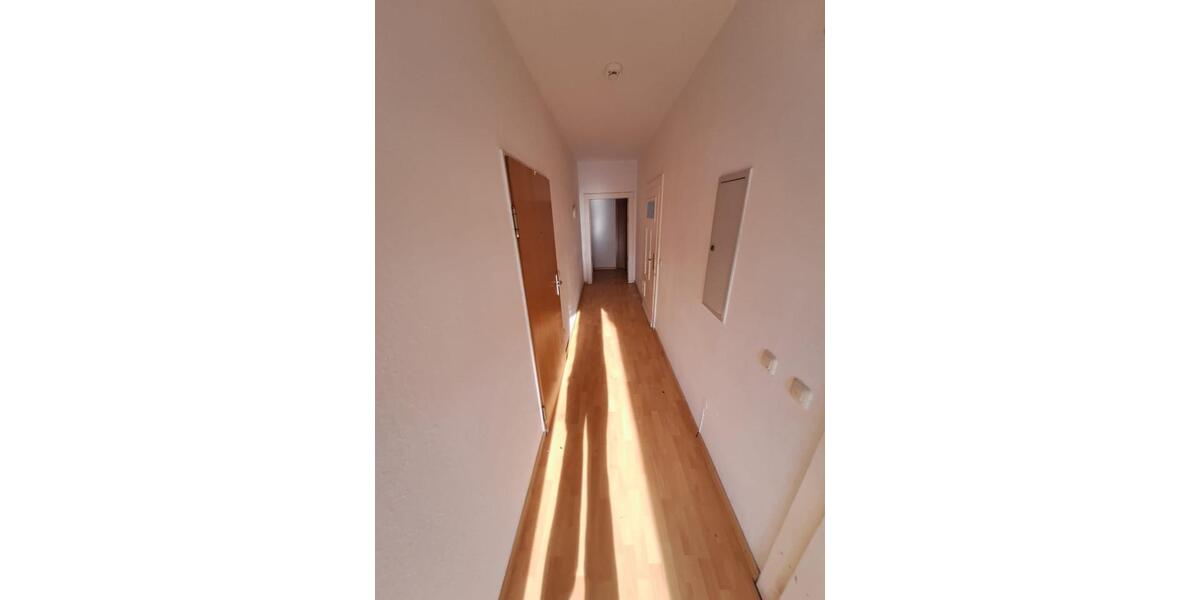Etagenwohnung Porta Westfalica - 3 Zimmer, 90 m&sup2;, 690&euro; | Angebot:26134644