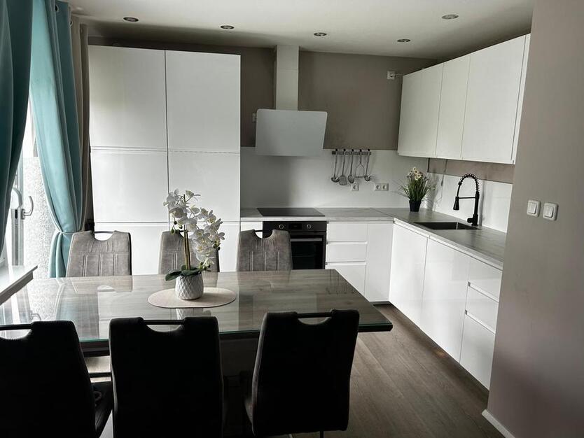 Schöne 3-Zimmer-Wohnung in einem Dreifamilienhaus zu verkaufen