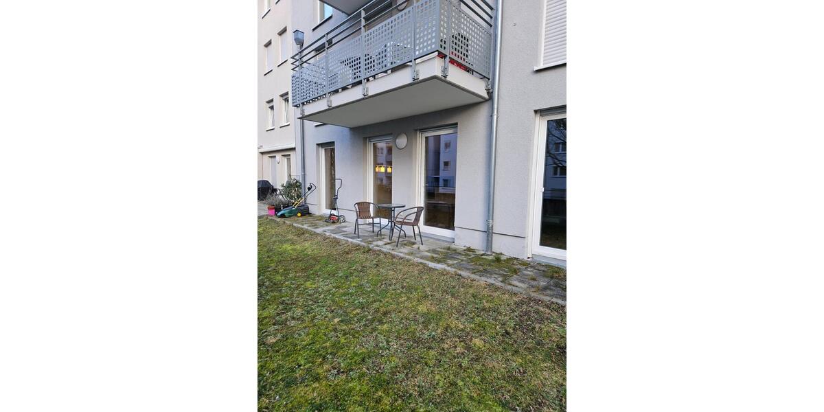 Hochparterre Steinbach (Taunus) - 2 Zimmer, 67 m&sup2;, 1.200&euro; | Angebot:24730504