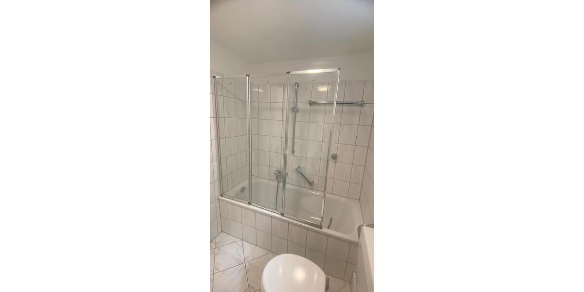 Etagenwohnung Düsseldorf Stadtbezirk 5 - 2 Zimmer, 77 m&sup2;, 1.400&euro; | Angebot:26160667