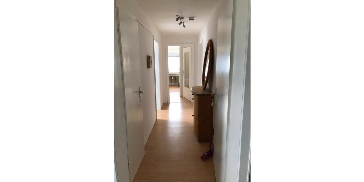 Dachgeschoßwohnung Heiligenhaus - 2 Zimmer, 48 m&sup2;, 350&euro; | Angebot:24827996