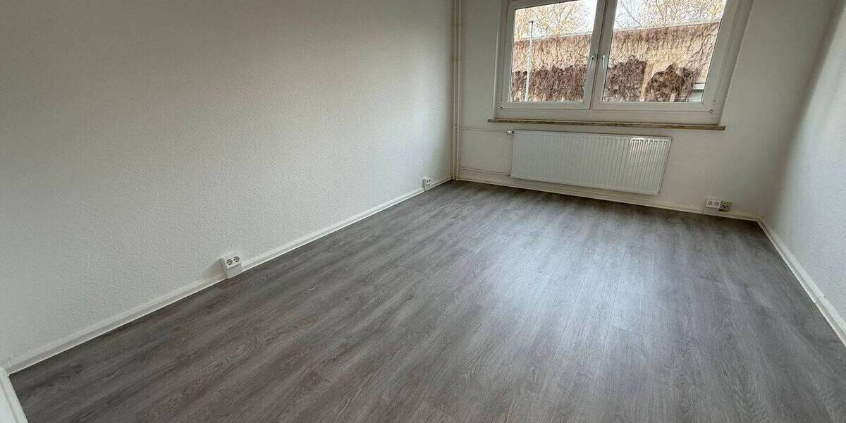 Etagenwohnung Chemnitz Kappel - 4 Zimmer, 90 m&sup2;, 450&euro; | Angebot:26751468