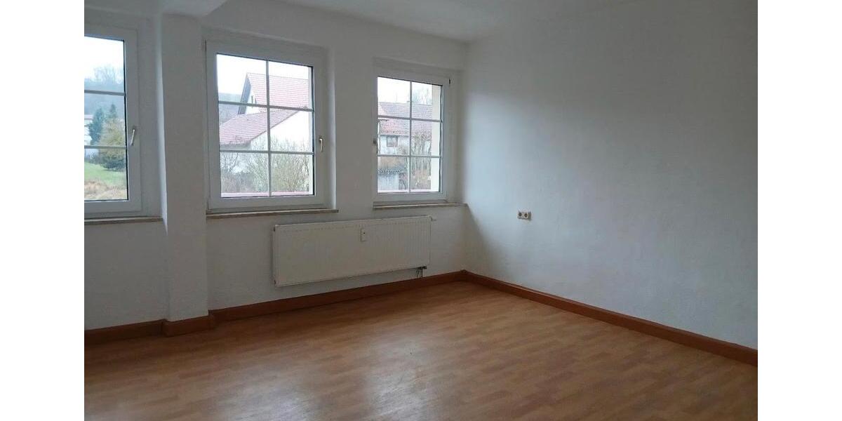 Etagenwohnung Schleusingen - 5 Zimmer, 116 m&sup2;, 890&euro; | Angebot:24523020