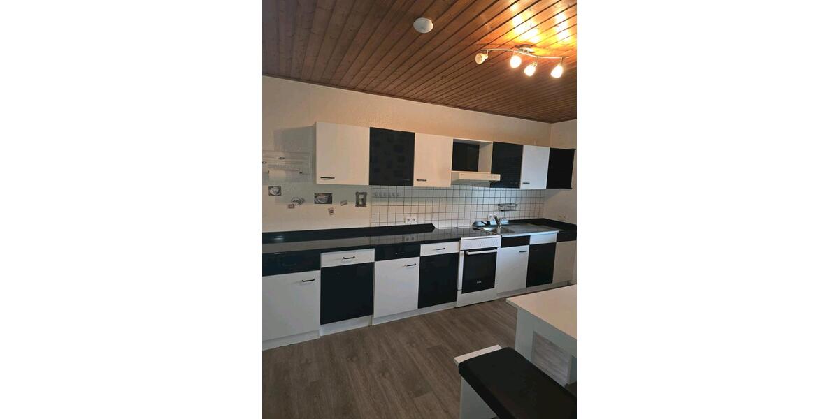 Erdgeschoßwohnung Frankenau - 1 Zimmer, 80 m&sup2;, 500&euro; | Angebot:24466555