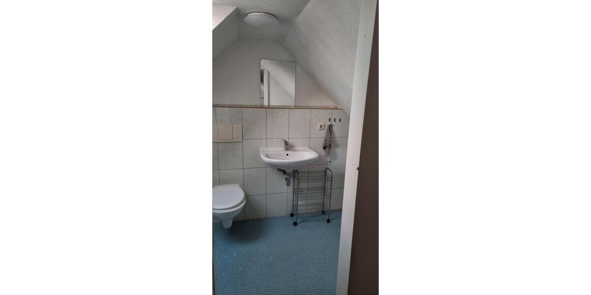 Dachgeschoßwohnung Jena Kernberge - 1 Zimmer, 28 m&sup2;, 299&euro; | Angebot:26234033