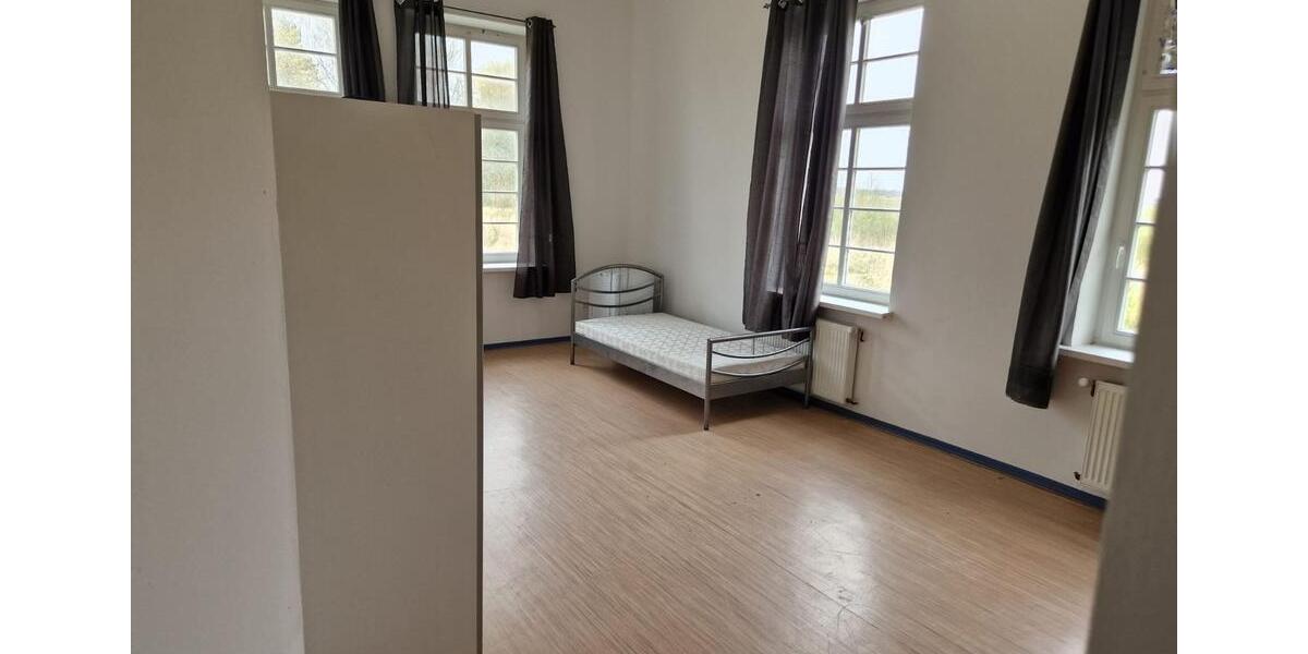 Wohnen auf Zeit Edewecht - 1 Zimmer, 20 m&sup2;, 500&euro; | Angebot:25381115