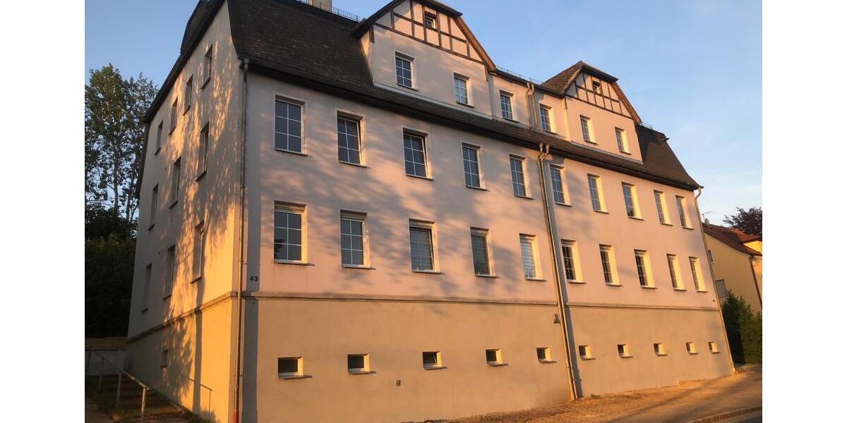 2-Zi-Dachgeschoß hochwertig renoviert und ausgestattet 2 zimmer