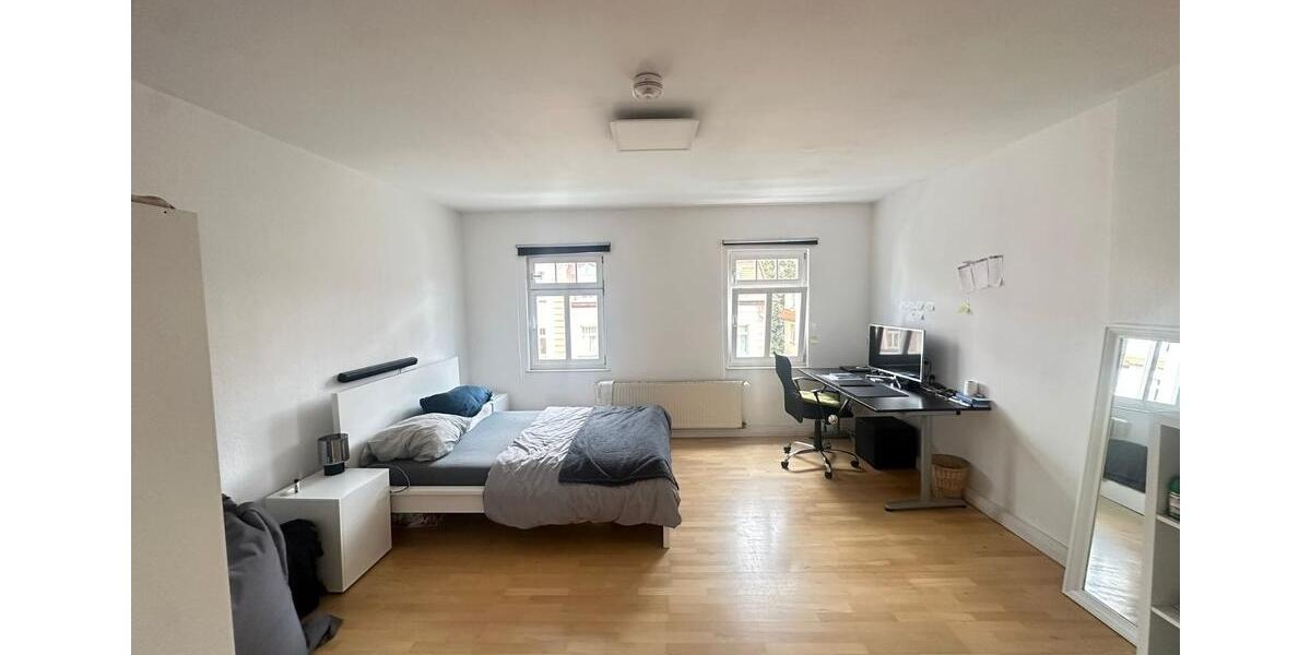 Wohnen auf Zeit Weimar - 4 Zimmer, 100 m&sup2;, 395&euro; | Angebot:25205492