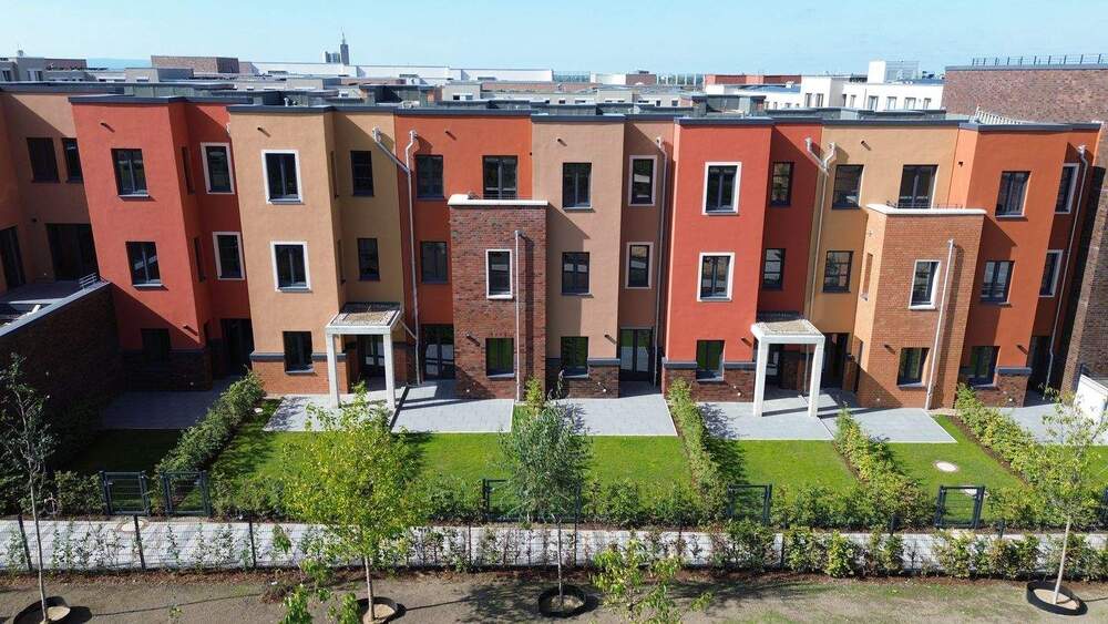 Mehrfamilienhaus, Wohnhaus Hannover Bemerode - 5 Zimmer, 181 m&sup2;, 2.250&euro; | Angebot:25731242