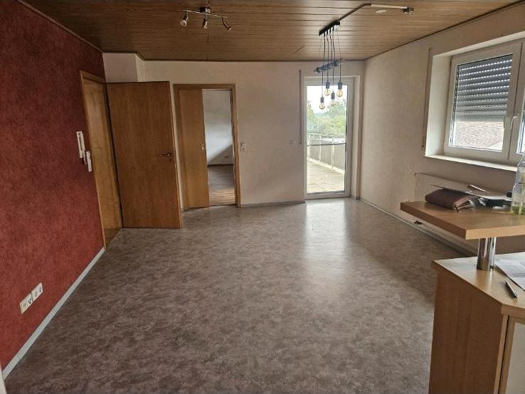 Etagenwohnung Laupheim - 2 Zimmer, 96 m&sup2;, 950&euro; | Angebot:25544583