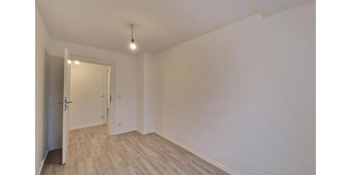 Etagenwohnung Großenhain - 3 Zimmer, 59 m&sup2;, 420&euro; | Angebot:26481605