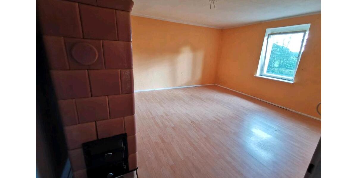 Etagenwohnung Nossen - 5 Zimmer, 110 m&sup2;, 769&euro; | Angebot:26011100