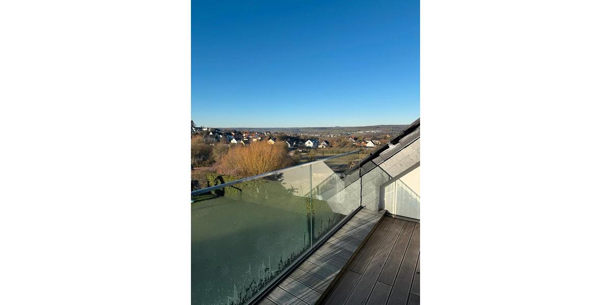 Dachgeschoßwohnung Wincheringen - 3 Zimmer, 120 m&sup2;, 1.400&euro; | Angebot:24756102